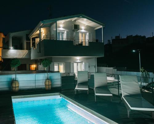 Ammira Mare Maisonette - Relax by the Pool Near Sea!