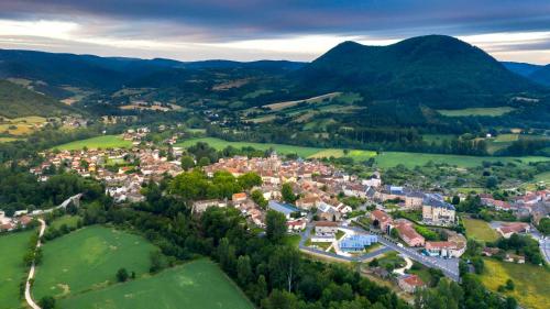 Domaine Du Roc Nantais – Nant, NY