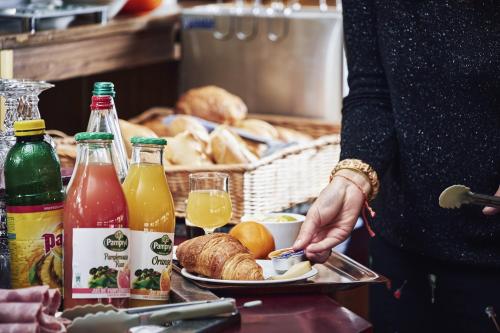 Logis Bagatelle - 51530 Dizy - image 9