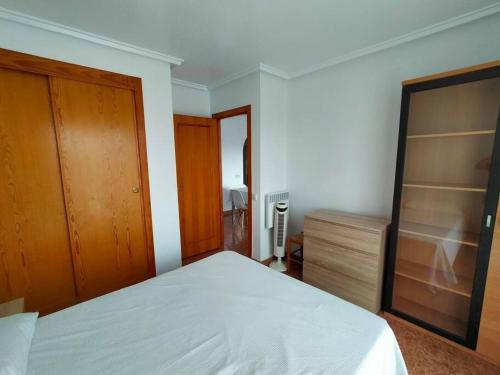 Superbe appartement avec piscine et terrasse VM43