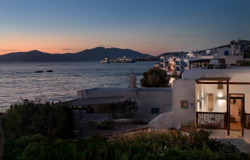 Little Venice Suites - image 10