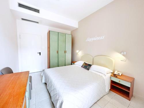 Hotel Brown - image 4