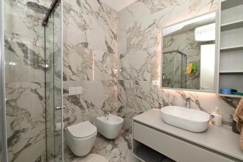 Green Cost Luxury Apt 239 - image 5