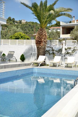 Anemoni Beach Hotel 4