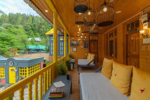 Whoopers Boutique Kasol  photo 5