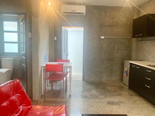 Konyha, La nuit de laos near Souphanouvong Elnök Emlékmű