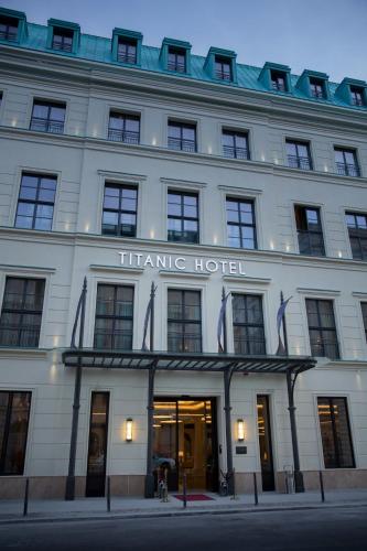 TITANIC Gendarmenmarkt Berlin in Berlin, Deutschland