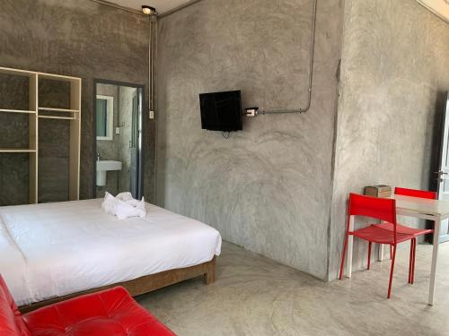 Deluxe Double Room image 10