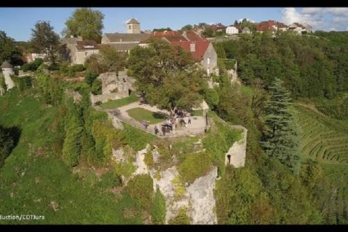 Gite Arbois 2 pièces Piscine Chauffée