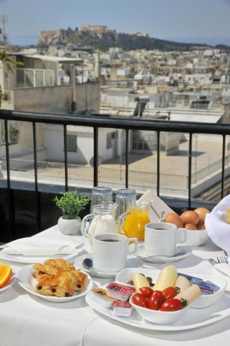 Dryades & Orion Hotel - image 4