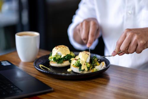 Studio One Hotel - image 4