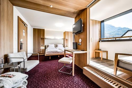 Alpina Room Type - Deluxe Double Room