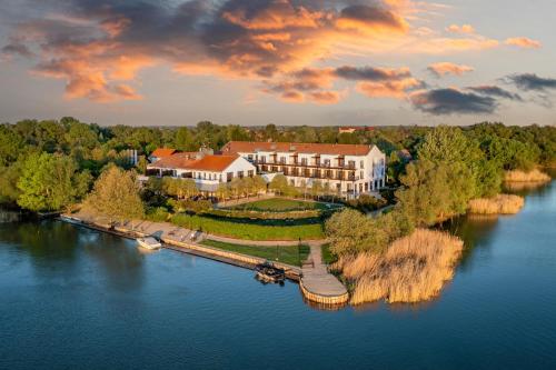 Exterior view, Tisza Balneum Hotel in Tiszafured