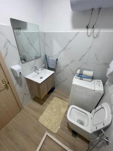 Cheap studios  10 meters from beach - image 5