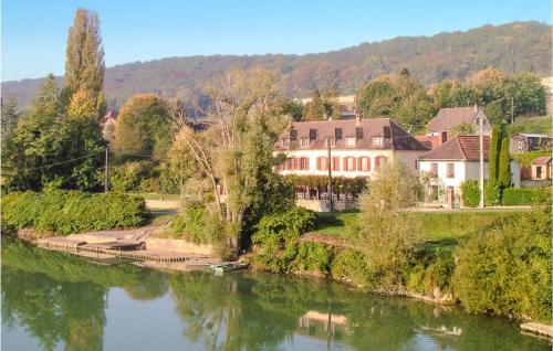 Apt A gîte à louer Chartèves