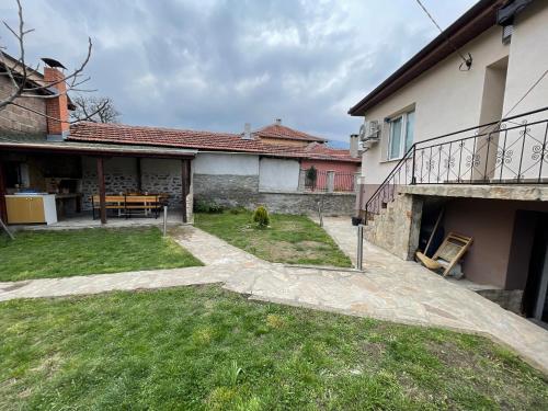 Еделвайс Edelvais (Еделваис Edelvais) in Dolna Banya