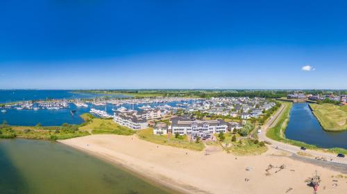 Beachhotel Cape Helius 4