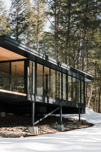 nortehaus - Nordic and Japanese inspired escape in Moore Falls