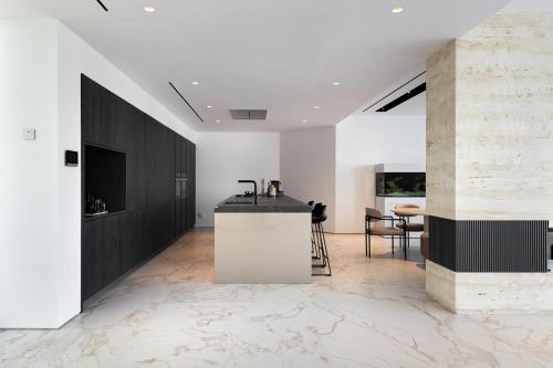 Palm Jumeirah Paradise - 5BR Villa - Infinity Pool, Dubaj (zdjęcie 11)