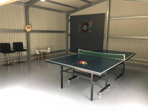 Bronte Lodge, Wine Country Stay Hunter Valley with Games Room, Close to Town
