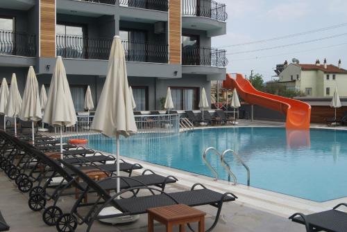 Club Viva Hotel - 수영장