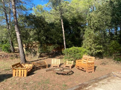 Chambre Ouest pour 2 personnes avec accès à la piscine