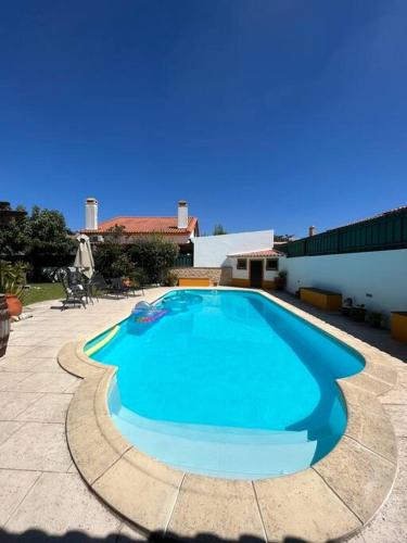 Cafofos da Zeta, Cozy Pool House