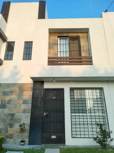 ¡Casa con alberca a 15 minutos de Cuernavaca!