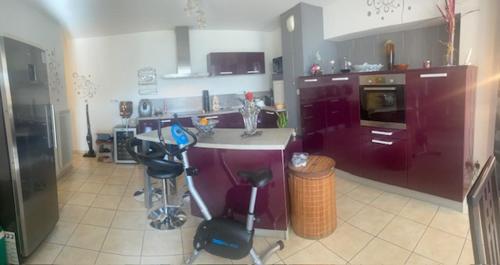 Kitchen, Au Chateau Saint Blaise in Yenne