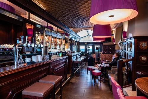 Bar/lounge, Hotel Excelsior in Saint-Raphael City Center