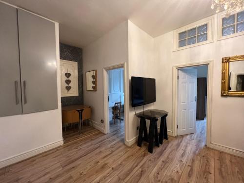 Comfy Apartments - Finchley Road