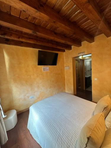 Hostal Segovia - image 10