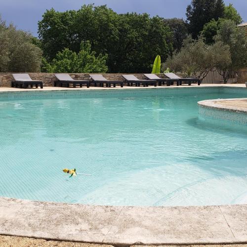 Logis d'hôte en rez de piscine - Location saisonnière - Montignargues