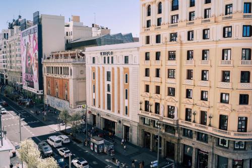 Éxito en Madrid - image 3