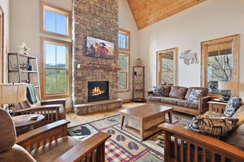 Birch and Squirrel Lodge in Banner Elk, USA