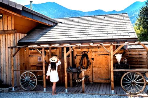 Chalet Saloon avec SPA privatif en illimité