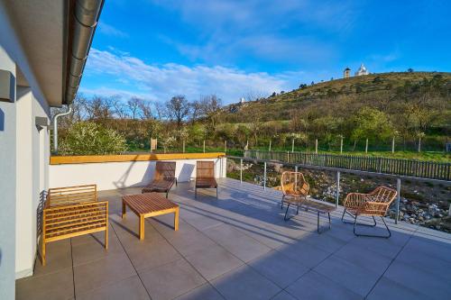 ระเบียง/ชานเรือน, Hotel Ryzlink in มิคูลอฟ