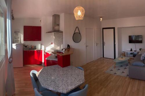 LE RICHELIEU- cosy 2 pers -Villeurbanne