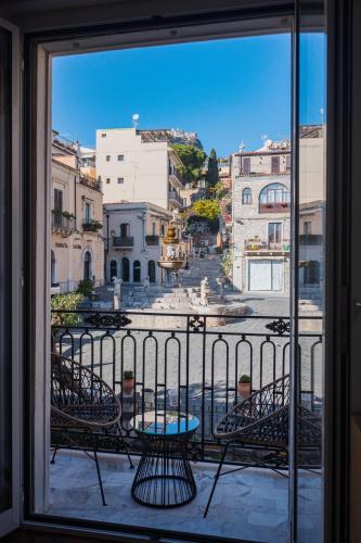 Castalia Apartments & Rooms Duomo Taormina 3