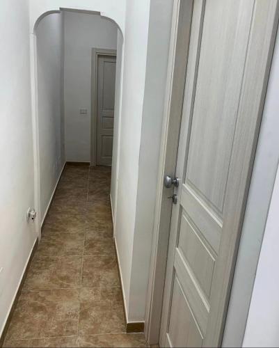Entrada, MIRIS home fast and comfortable with self check in 8 minutes walk near Naples airport in Airport