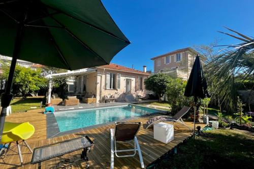 Exterior view, Holiday home in the city-center of Antibes with a private pool in Laval