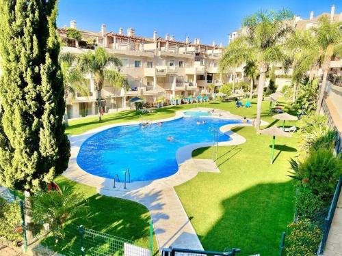 2 bed 2 bath apt, 2 terraces, spool .Costa del Sol