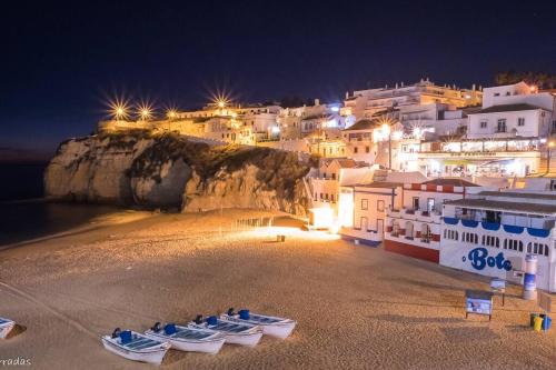 Colors Pool House in Carvoeiro City Center
