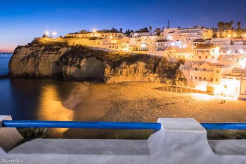 Colors Pool House in Carvoeiro City Center