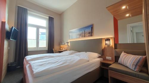 1 queen bed