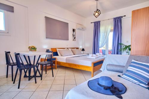 Logas Beach Studios Peroulades Corfu 4