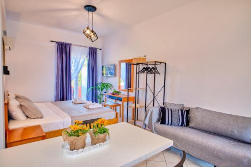 Logas Beach Studios Peroulades Corfu