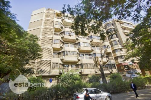 

Maadi Int. Center & Apartment