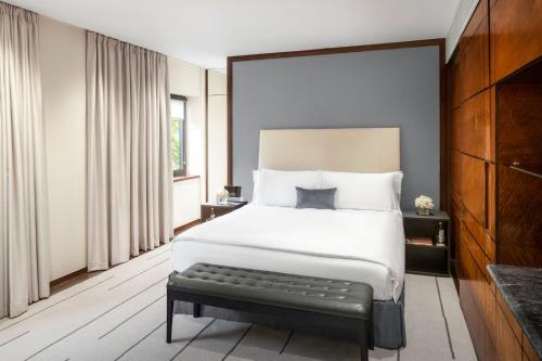 COMO The Halkin - main image