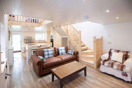 Ardnavaha House - Poolside Cottages - image 5